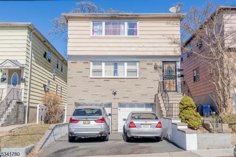 32 Argyle Ter, Irvington, NJ 07111