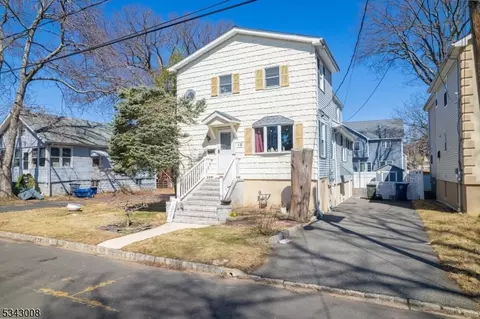 10 Lionel St, Clark, NJ 07066