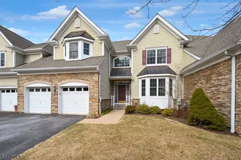 30 Donlavage Way, West Orange, NJ 07052