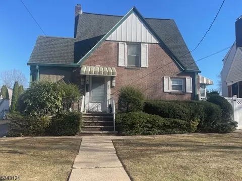 235 Rosewood Ter, Linden, NJ 07036