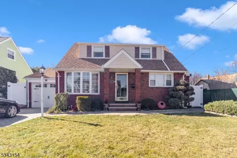 1042 Field Rd, Union, NJ 07083