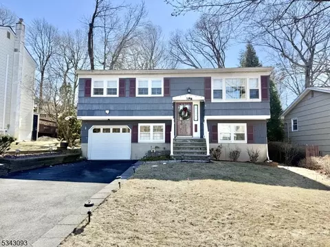 58 Rogers Dr, Landing, NJ 07850