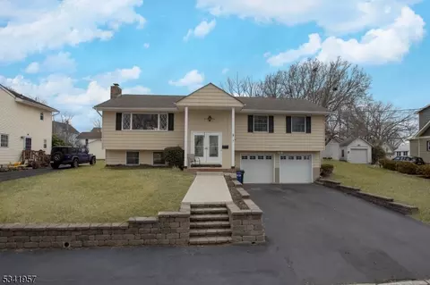 6 Hillside Ave, Netcong, NJ 07857