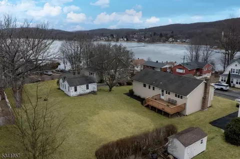 6 Hillside Ave, Netcong, NJ 07857 photo 4