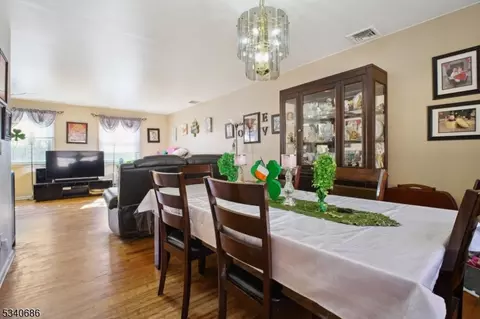 31 Myrtle Ave, Wayne, NJ 07470 photo 6
