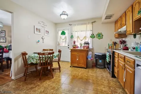 31 Myrtle Ave, Wayne, NJ 07470 photo 8