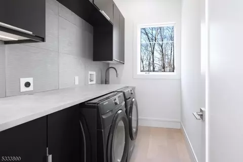 360 Spring Hill Rd, Skillman, NJ 08558 photo 22
