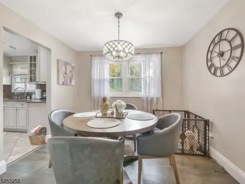 29 Stylon Rd, Wayne, NJ 07470 photo 8