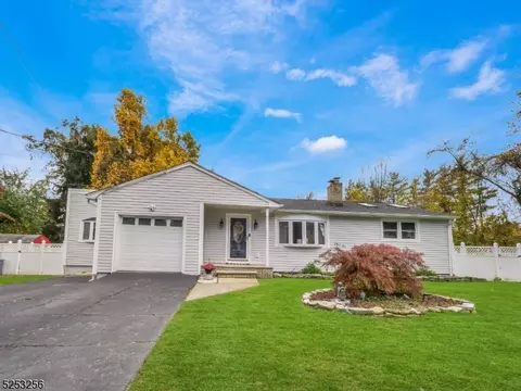 29 Stylon Rd, Wayne, NJ 07470