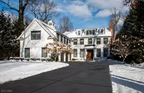 6 Maple St, Chatham Twp, NJ 07928