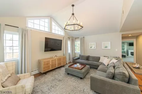 2 Adams Pl, Mendham, NJ 07945 photo 13