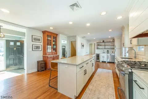 2 Adams Pl, Mendham, NJ 07945 photo 7