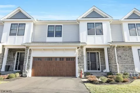 187 Woodmont Cir, River Vale, NJ 07675