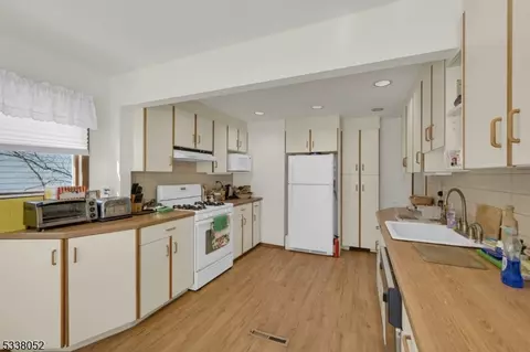 31 Boulevard, Haskell, NJ 07420 photo 32