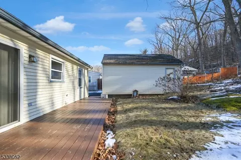 31 Boulevard, Haskell, NJ 07420 photo 6