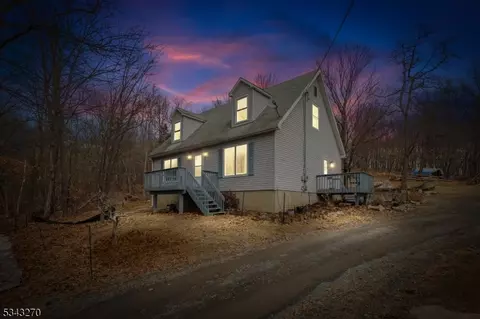 200 Jonestown Rd # D, Oxford, NJ 07863