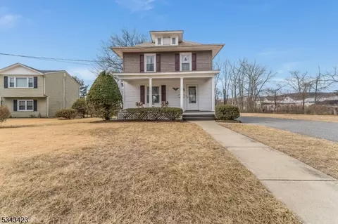 310 Franklin St, Hackettstown, NJ 07840 photo 2