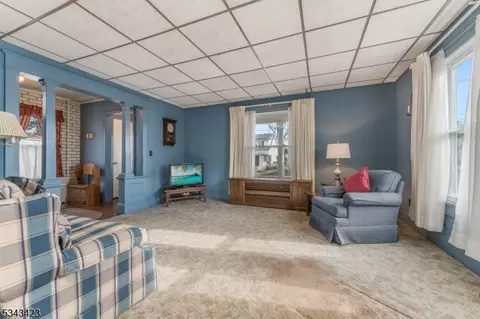 310 Franklin St, Hackettstown, NJ 07840 photo 6