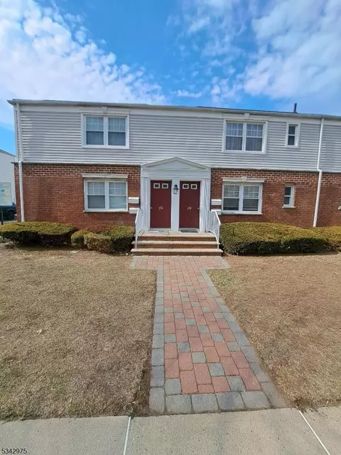 152 Vanderburg Ave #A, Rutherford, NJ 07070