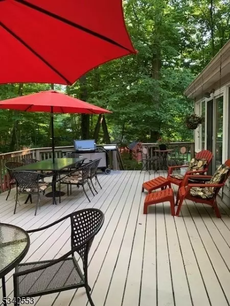 4 Wanaque Ter, Ringwood, NJ 07456 photo 27