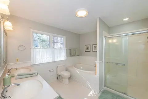 4 Wanaque Ter, Ringwood, NJ 07456 photo 14