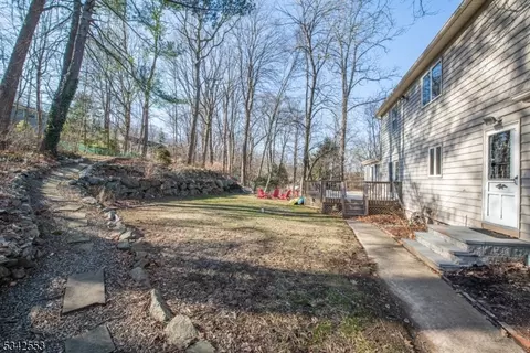 4 Wanaque Ter, Ringwood, NJ 07456 photo 23