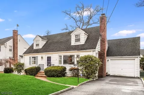 380 Whitewood Rd, Union, NJ 07083