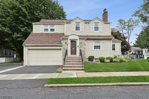 33 Overlook Ter, Maplewood, NJ 07040
