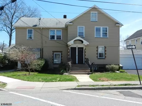 131 Winslow Pl, Garwood, NJ 07027