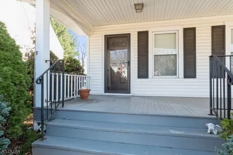 236 W Maple Ave, Bound Brook, NJ 08805 photo 2