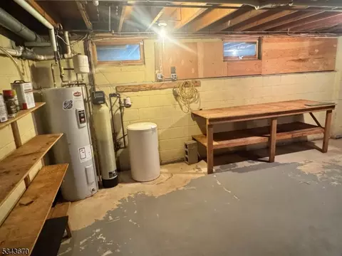 41 Shields Ave, Flemington, NJ 08822 photo 9