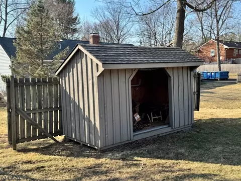 41 Shields Ave, Flemington, NJ 08822 photo 11