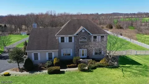 20 Woolston Way, Washington, NJ 07882