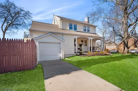 1246 Radcliffe Pl, Plainfield, NJ 07062 photo 2
