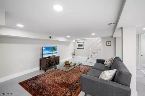1246 Radcliffe Pl, Plainfield, NJ 07062 photo 27