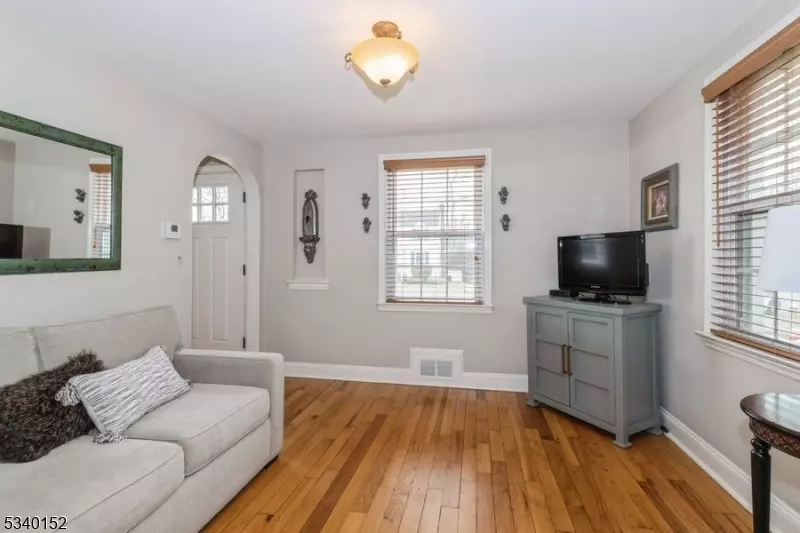  132 Herning Ave, Cranford, NJ 07016 photo 14