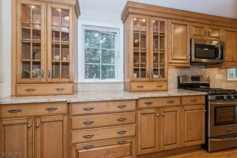  132 Herning Ave, Cranford, NJ 07016 photo 19