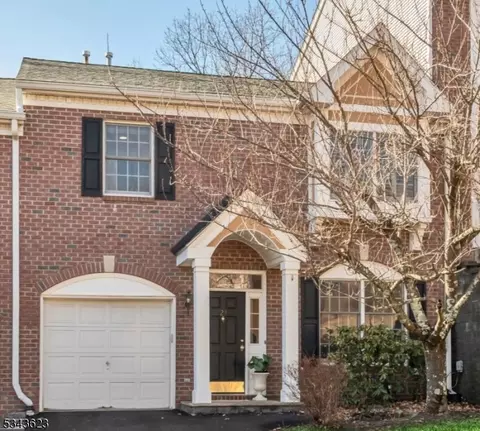 27 Summer Hill Rd, Wayne, NJ 07470