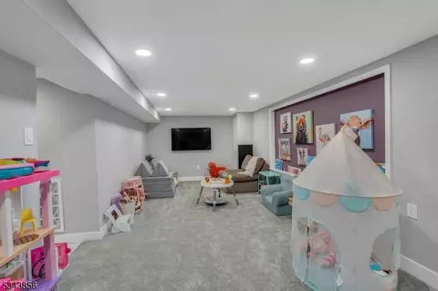 11 Rays Ct, Wayne, NJ 07470 photo 23