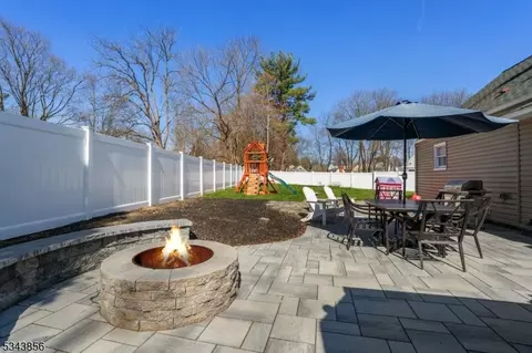 11 Rays Ct, Wayne, NJ 07470 photo 28
