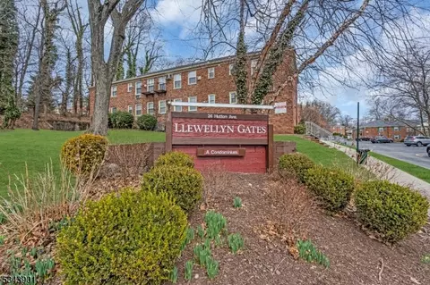 24 Hutton Ave #3, West Orange, NJ 07052