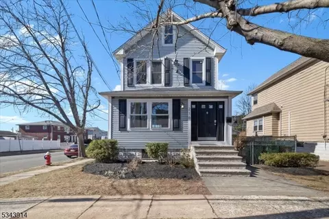 216 W 15th St, Linden, NJ 07036