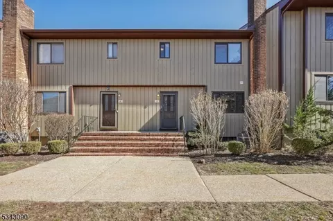38 Park Street 4d #D, Florham Park, NJ 07932