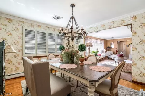 220 Vesper Ave, Middlesex, NJ 08846 photo 10