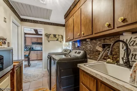 220 Vesper Ave, Middlesex, NJ 08846 photo 24