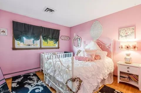 220 Vesper Ave, Middlesex, NJ 08846 photo 21