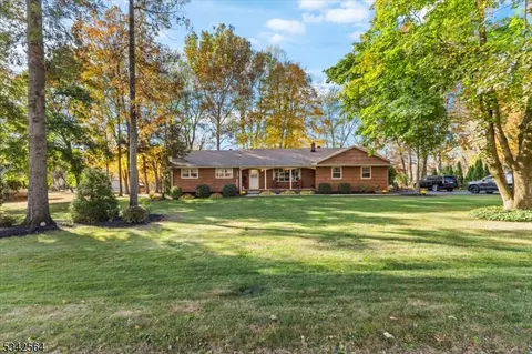 178 Bryans Rd, Hampton, NJ 08827 photo 1