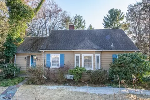 52 N Main St, Boonton, NJ 07005
