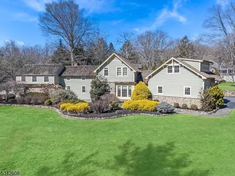 28 E Main St, Mendham Twp, NJ 07945 photo 2