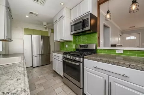 517 E Main St, Bridgewater, NJ 08807 photo 10